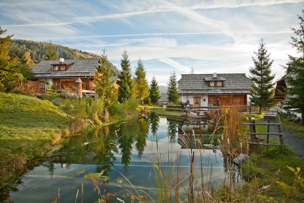 Hotel Almdorf Seinerzeit à Wiedweg Extérieur photo