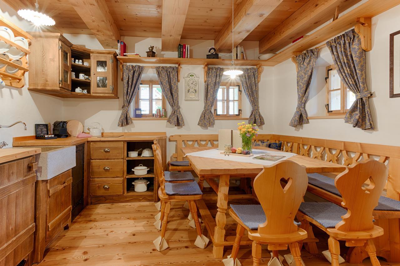 Hotel Almdorf Seinerzeit à Wiedweg Extérieur photo