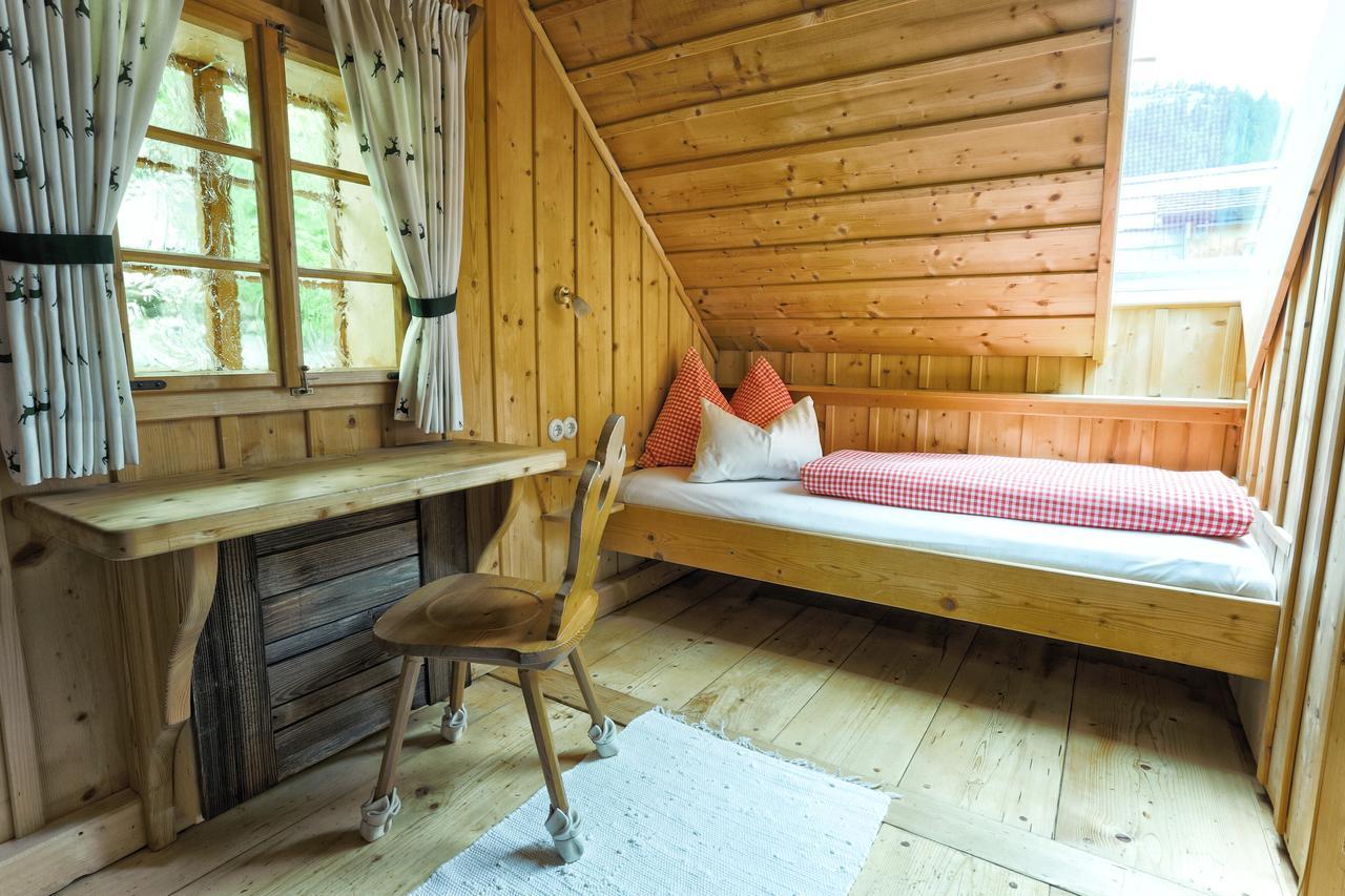 Hotel Almdorf Seinerzeit à Wiedweg Extérieur photo